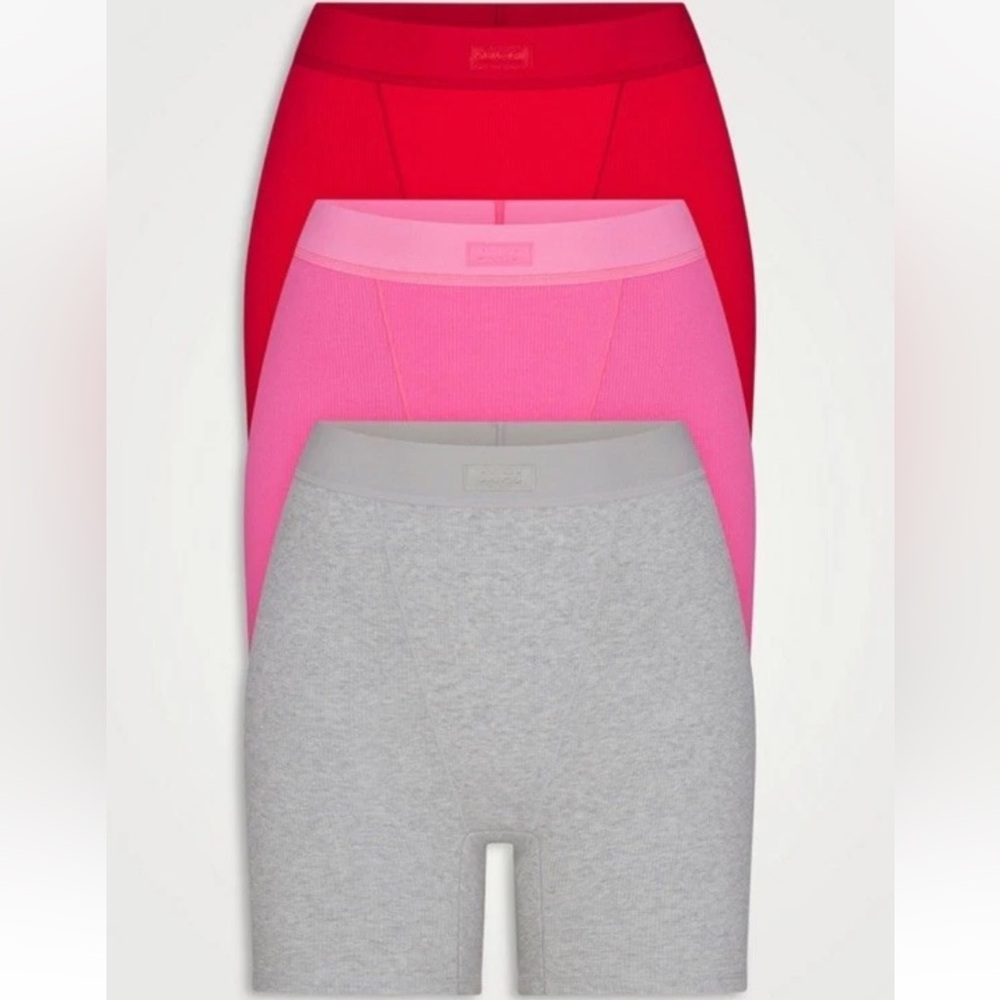 SKIMS Cotton RIBBED Boxers 3 PACK IN PINK GIFT BOX Size LARGE Never Worn